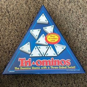 Tri-ominos Game